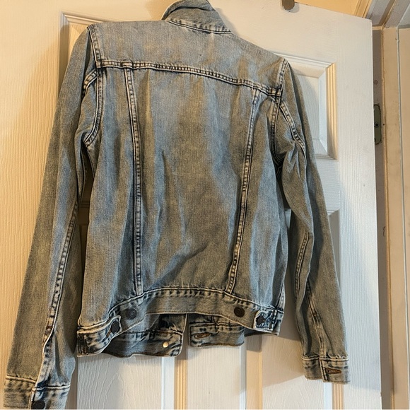 Women’s denim jacket from Gap Size Extra Small - Picture 2 of 3